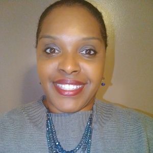 Meet your Posher, Gina